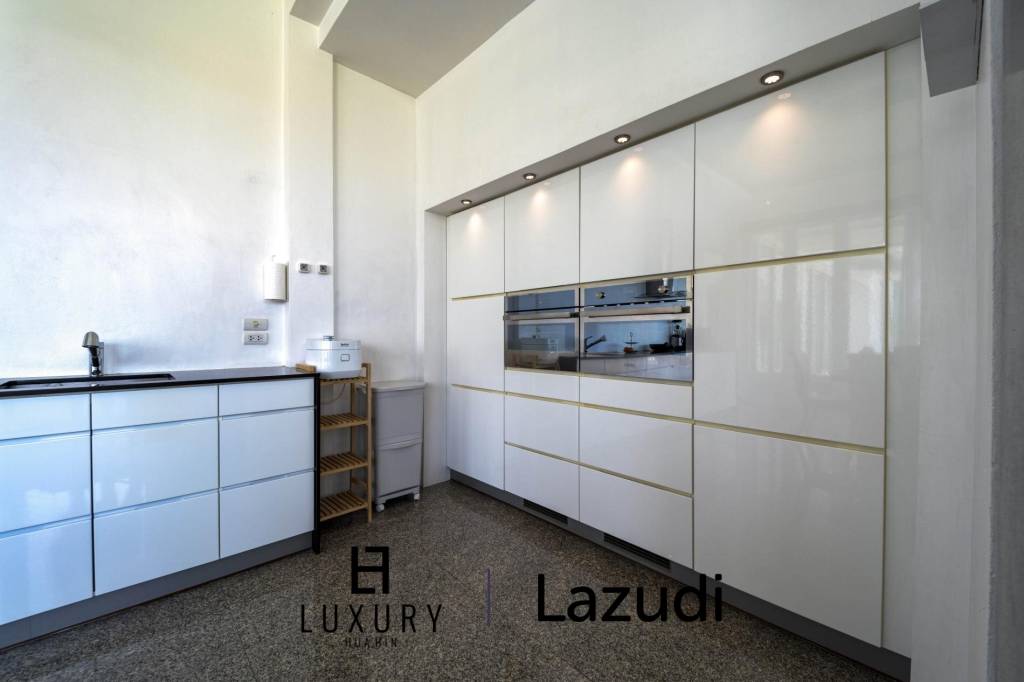 1,080 metro cuadrado 6 ` 8 Baño Villa de Venta