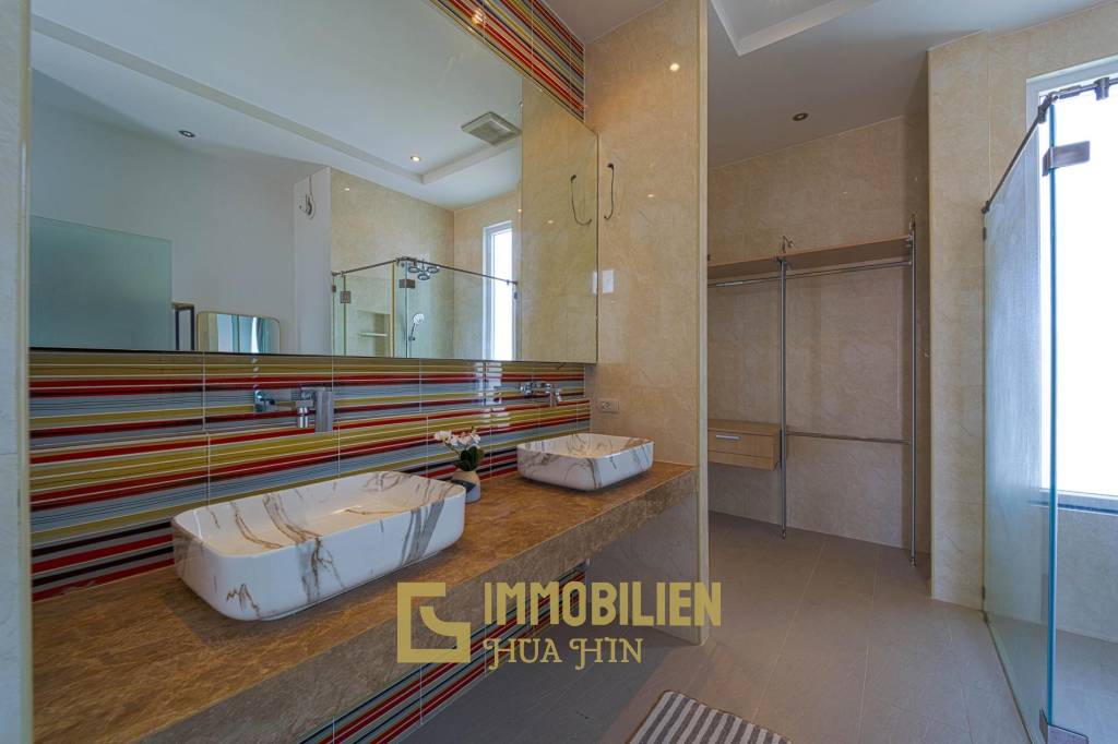 1,080 m² 6 Chambre 8 Salle de bain Villa Pour Vente