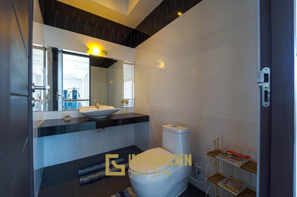 1,080 m² 6 Chambre 8 Salle de bain Villa Pour Vente