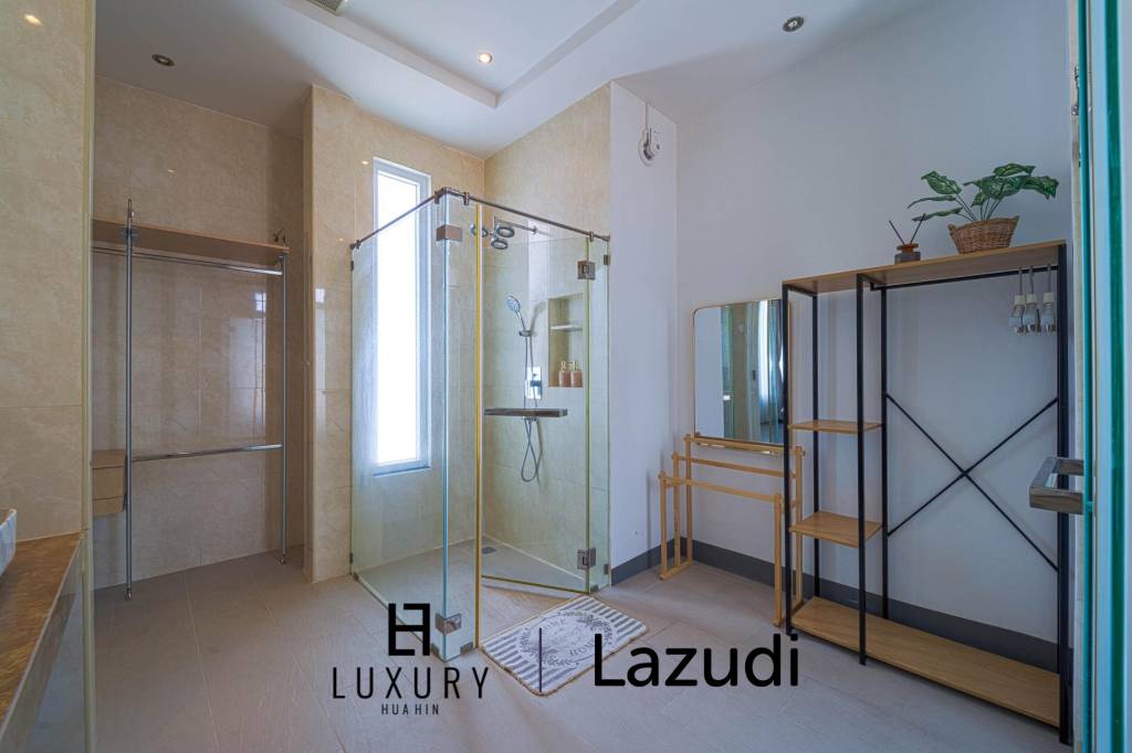 1,080 m² 6 Chambre 8 Salle de bain Villa Pour Vente