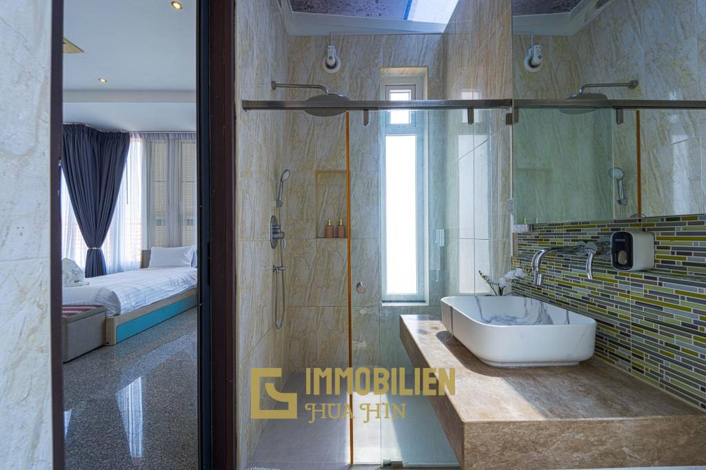 1,080 m² 6 Chambre 8 Salle de bain Villa Pour Vente