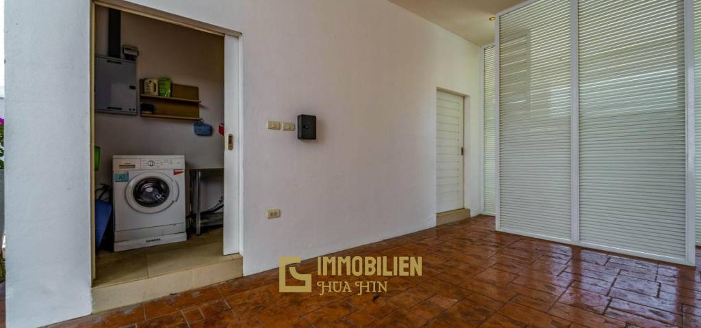 1,080 metro cuadrado 6 ` 8 Baño Villa de Venta