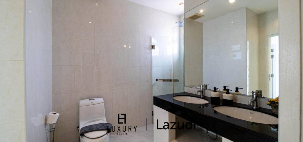 1,080 m² 6 Chambre 8 Salle de bain Villa Pour Vente