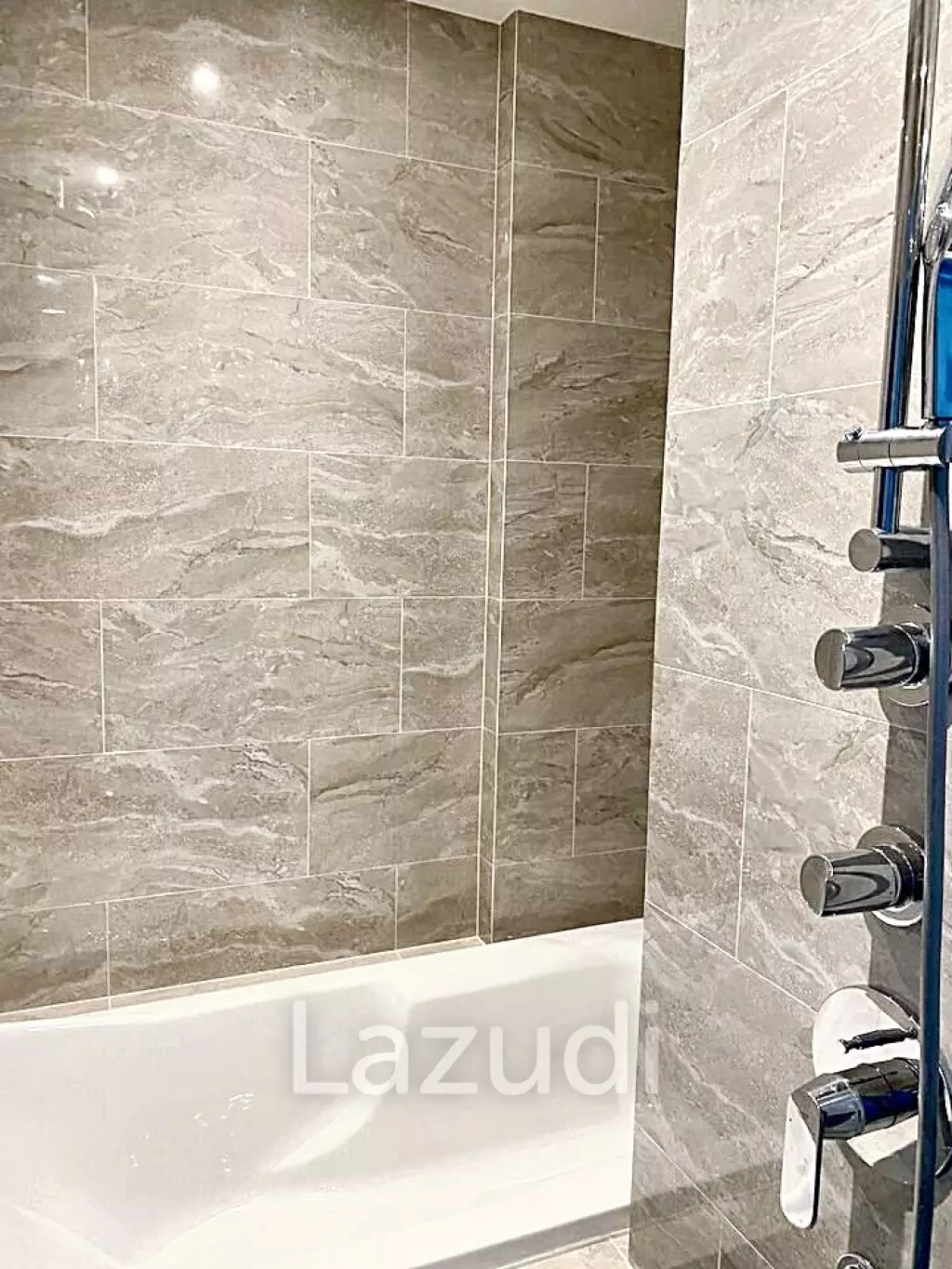 2 Bed 2 Bath 66 SQ.M ASHTON Asoke - Rama 9