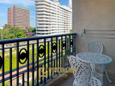 4. Stock / 52 qm Wohnfläche / komplett möbliert