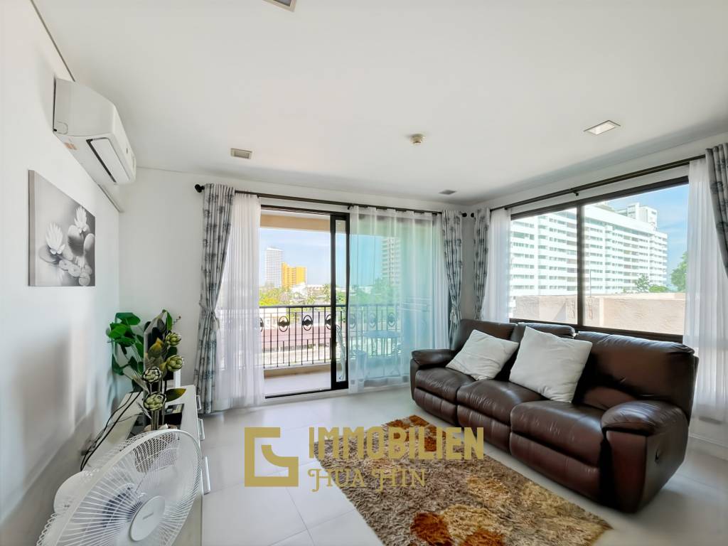 4. Stock / 52 qm Wohnfläche / komplett möbliert