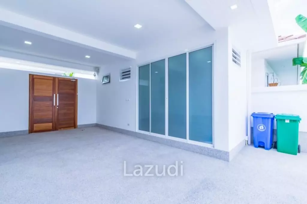 3 Bed Pool Villa 220 SQM, WHITESTONE VILLAS