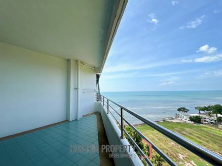 Palm Pavilion : 2 Bedroom Sea View Condo