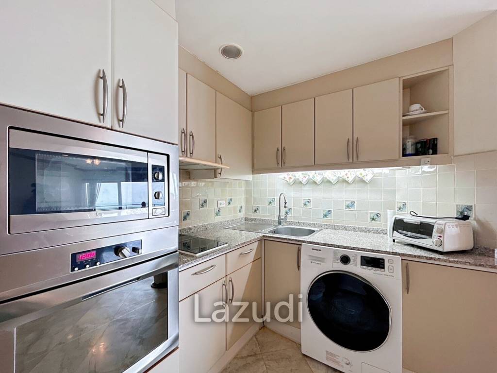 Palm Pavilion : 2 Bedroom Sea View Condo