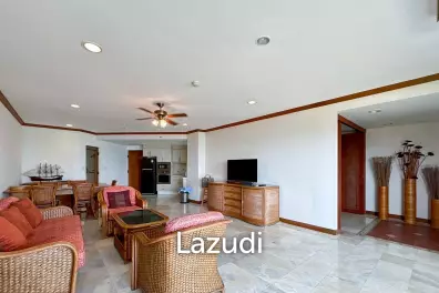 Palm Pavilion : 2 Bedroom Sea View Condo