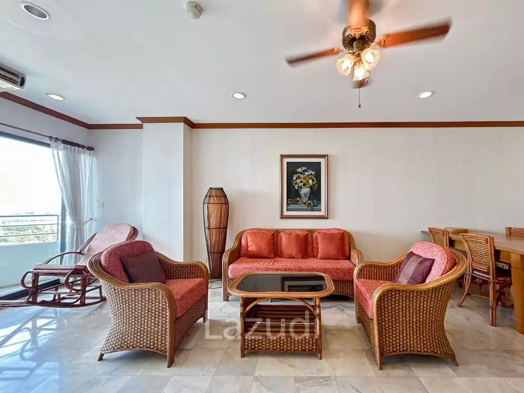 Palm Pavilion : 2 Bedroom Sea View Condo