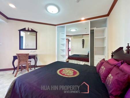 Palm Pavilion : 2 Bedroom Sea View Condo