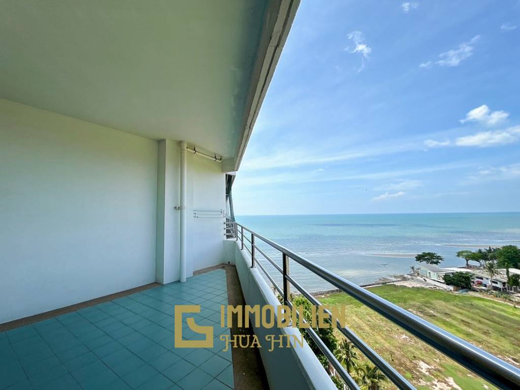 Palm Pavilion: 2 Bedroom Sea View Condo