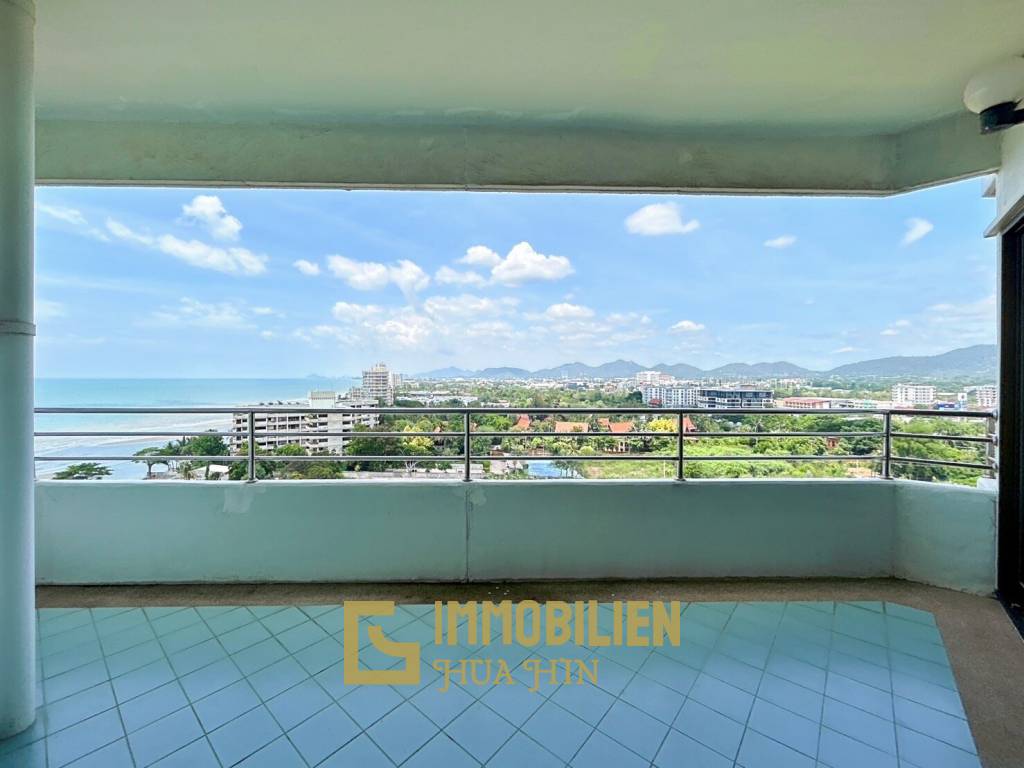 Palm Pavilion: 2 Bedroom Sea View Condo