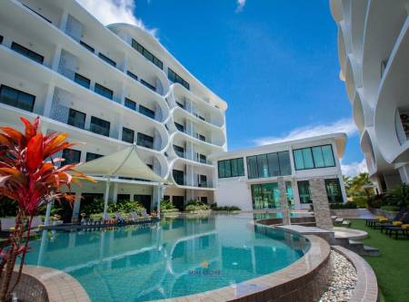 FAMILY FRIENDLY, Seaview 1 Bedroom Condominium in Naiharn