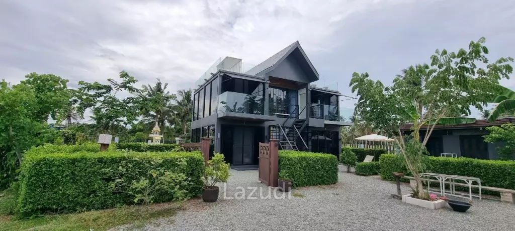 9 Beds 8 Baths 450 SQ.M. Tropical Garden House