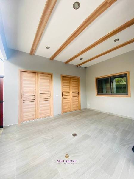 Modern 2-Bedroom Pool Villa In Saiyuan, Rawai