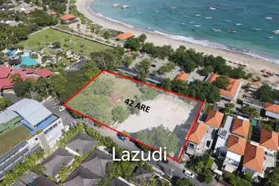 EXPANSIVE BEACHFRONT OPPORTUNITY IN VIBRANT KUTA
