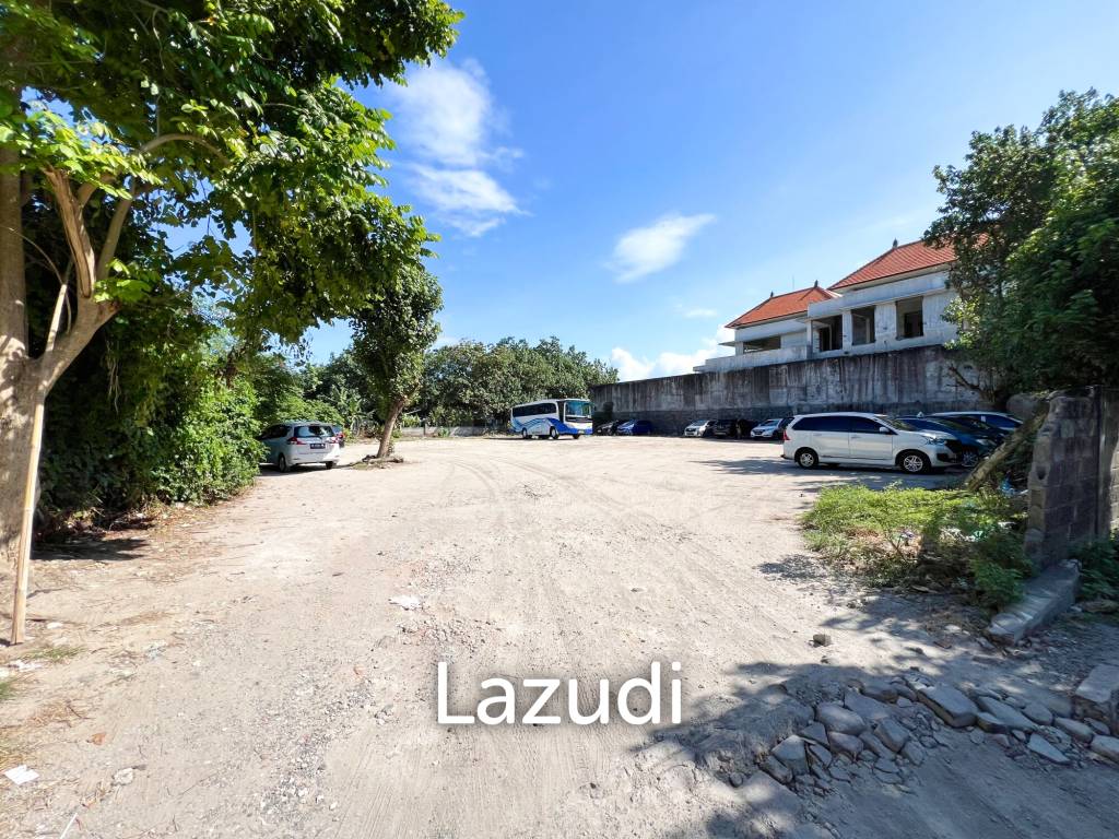 EXPANSIVE BEACHFRONT OPPORTUNITY IN VIBRANT KUTA