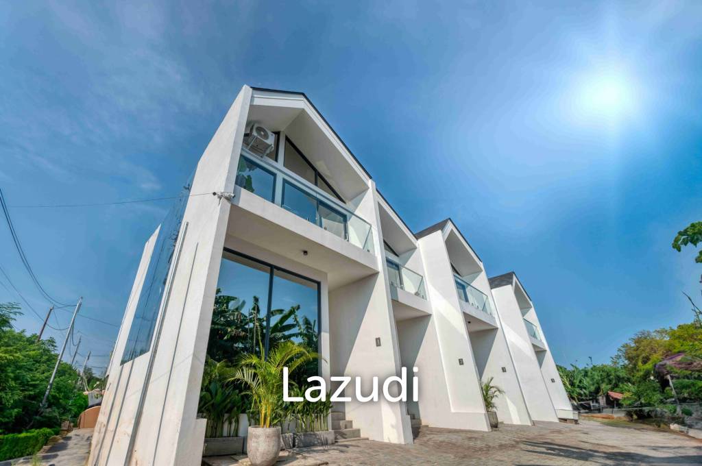 COZY TWO-BEDROOM VILLA IN KUTUH WITH CONVENIENT ACCESS
