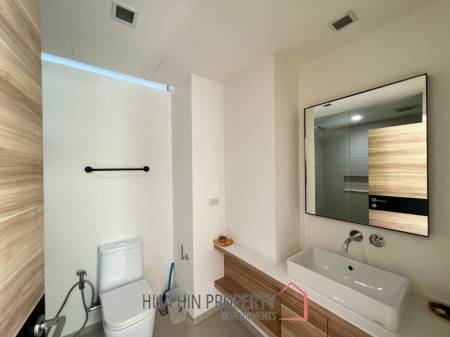 WAN VAYLA CONDO: Luxurious 2-Bed Beachfront Condo