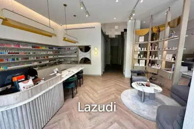BUSINESS FOR SALES: Premium Salon in Silom