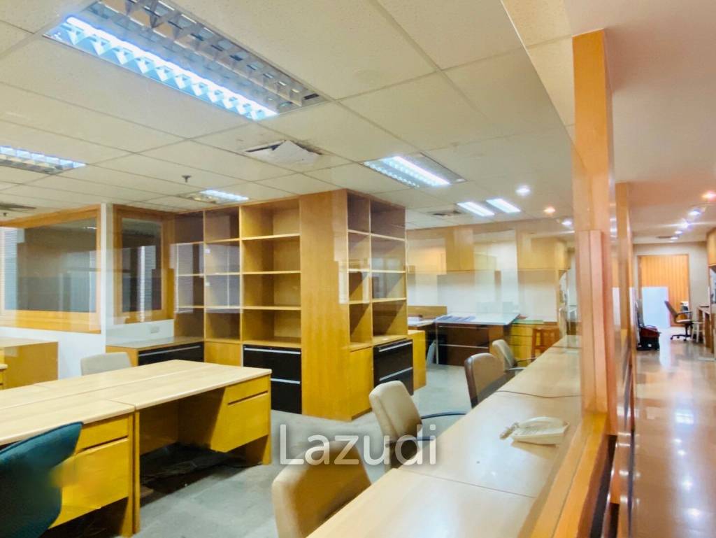 Luxury Fully Furnished Office for rent in Asoke