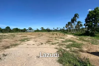 2 Rai 3 Ngan 17 SQ.W. (4,468 SQ.M.)Land in Huay Yai