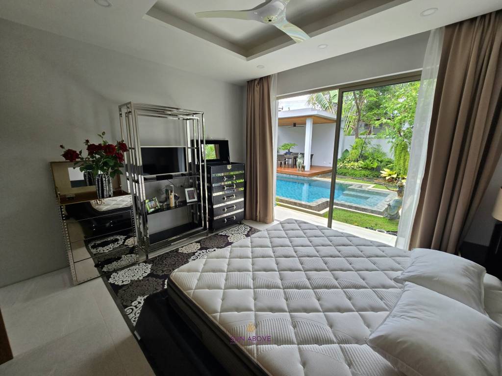 Botanica Nature - Newly Completed 628 Sqm 4-Bedroom Bangtao Villa