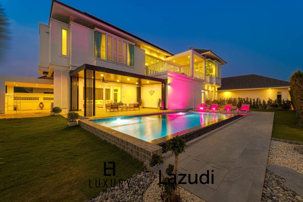 Luxurious 2 Story Pool Villa: 4 Bedrooms Plus 2 Bedroom Guest House