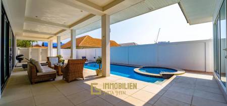 Luxurious 2 Story Pool Villa: 4 Bedrooms Plus 2 Bedroom Guest House