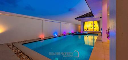 Luxurious 2 Story Pool Villa: 4 Bedrooms Plus 2 Bedroom Guest House