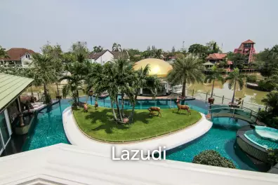 Unique Pool Villa with Private Mooring for Sale in Jomtien Yatch Club 3