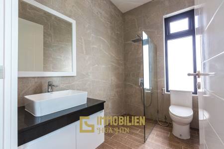 650 metro cuadrado 3 ` 3 Baño Villa de Venta