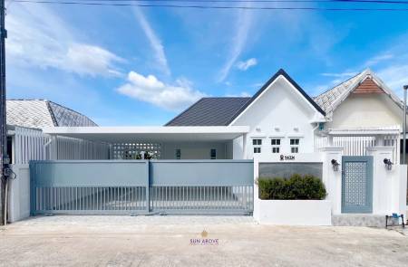 Renovated 3-Bedroom Villa For Sale In Pa Klok