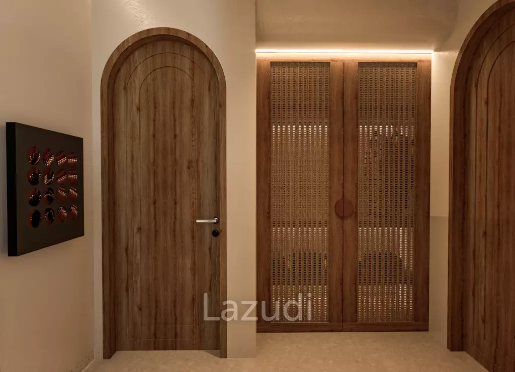 CONTEMPORARY VILLA IN BUSTLING BATU BOLONG