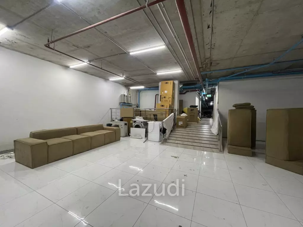 Ultra Luxury Retail Space Near Phromphong BTS Bangkok