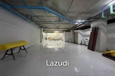 Ultra Luxury Retail Space Near Phromphong BTS Bangkok