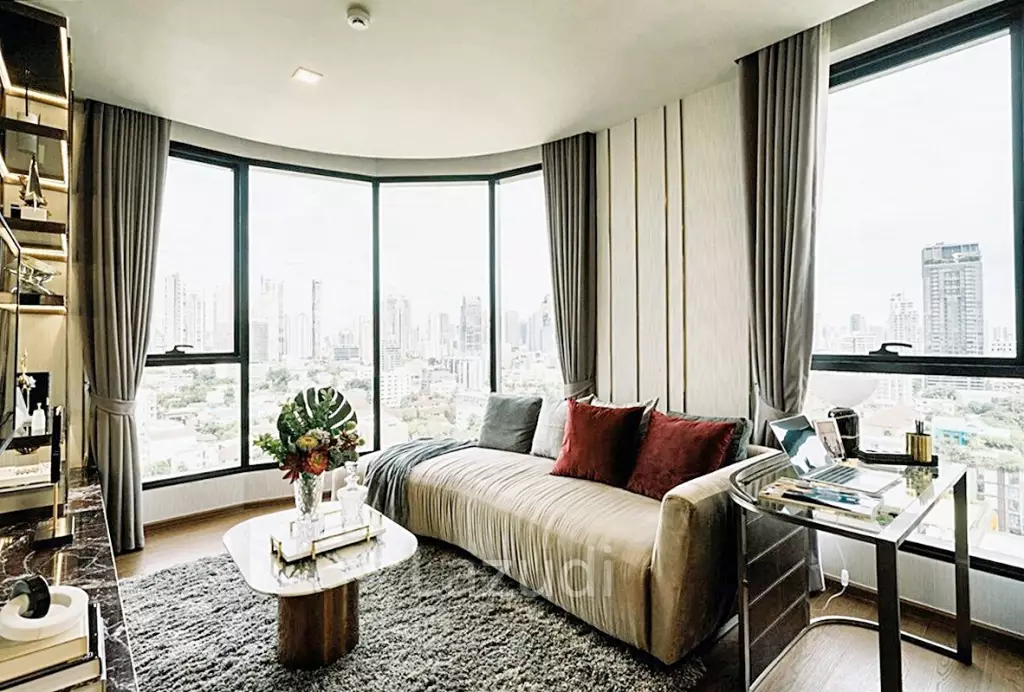 1 Bed Plus 48.85 SQ.M. Ideo Q Sukhumvit 36