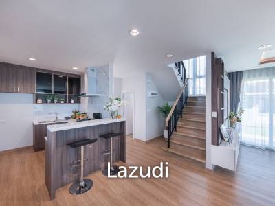 4 Beds 4 Baths 250 SQ.M La Vallee Residence