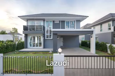 4 Beds 4 Baths 250 SQ.M La Vallee Residence