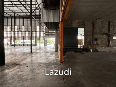 Showroom with workshop for rent in Srinakarin 34