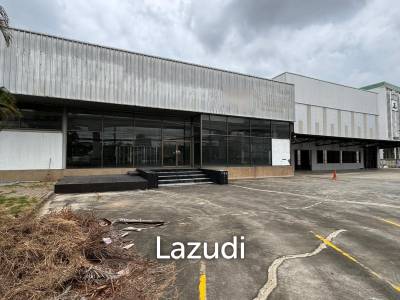 Showroom with workshop for rent in Srinakarin 34