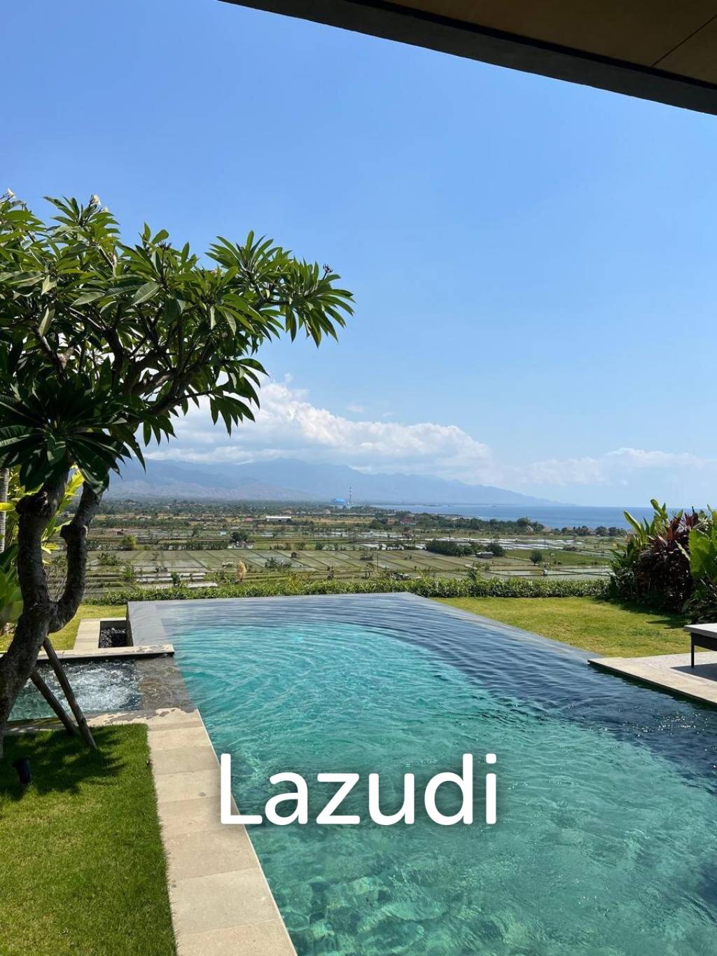 CONTEMPORARY VILLA WITH SPECTACULAR VIEWS IN NORTH BALI