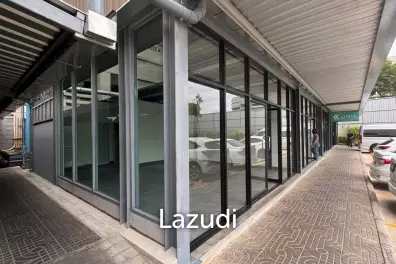 Premium Retail space for rent in Rama 4