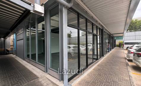 Premium Retail space for rent in Rama 4