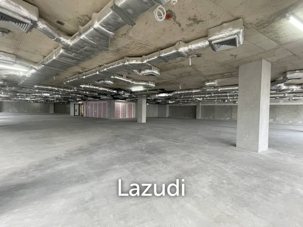 Prime Retail Space on Sukhumvit Road Bangkok