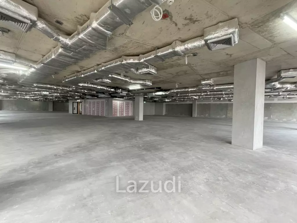Prime Retail Space on Sukhumvit Road Bangkok