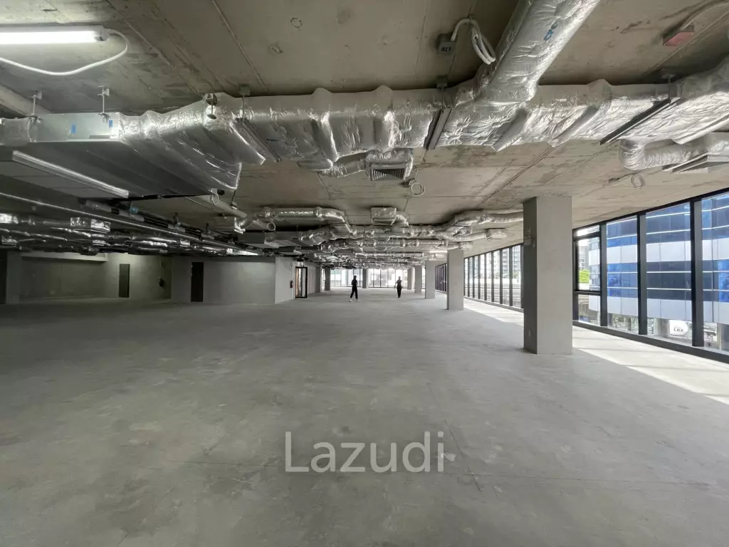 Prime Retail Space on Sukhumvit Road Bangkok