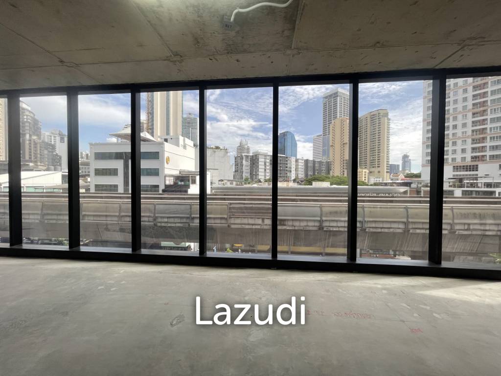 Prime Retail Space on Sukhumvit Road Bangkok